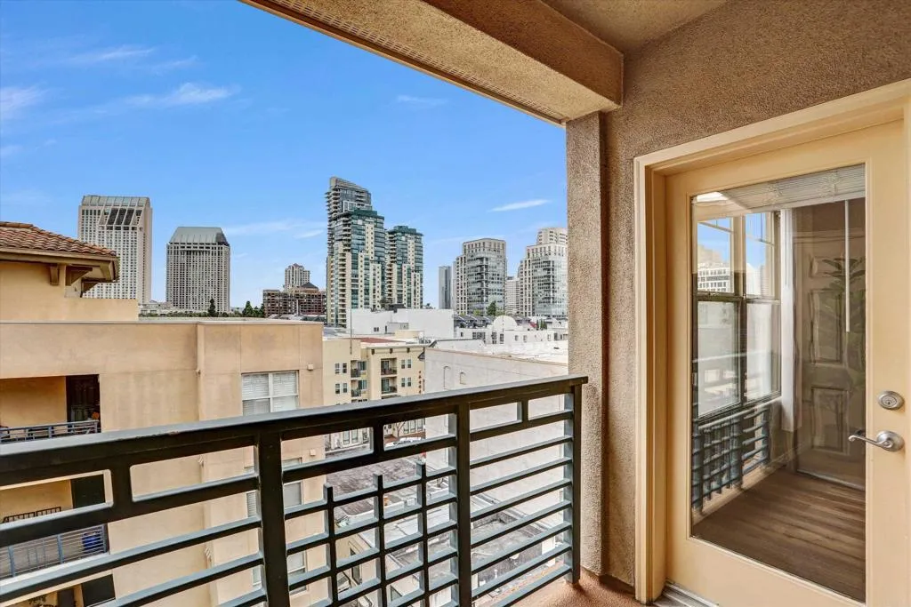 https://cdn.realtyfeed.com/cdn/127/306728633/19af72c4b3ec9d7a359198305fa126ba.webp