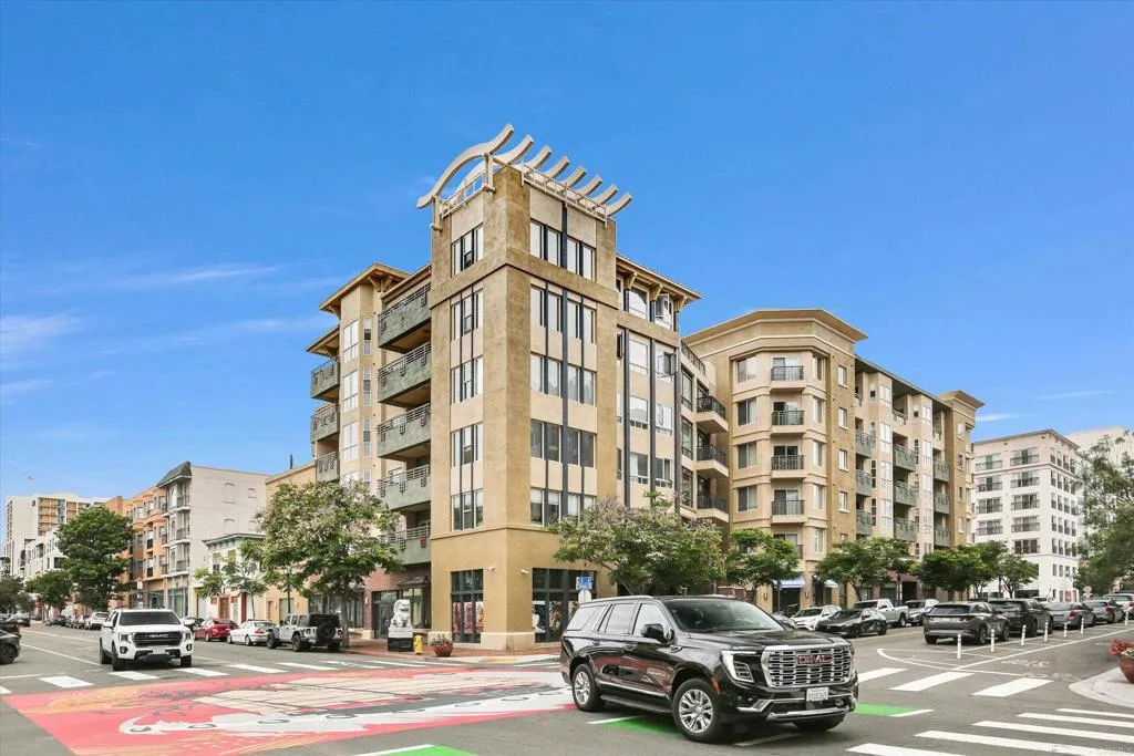 https://cdn.realtyfeed.com/cdn/127/306728633/3645e937d19ee919702cbdb242be2024.webp