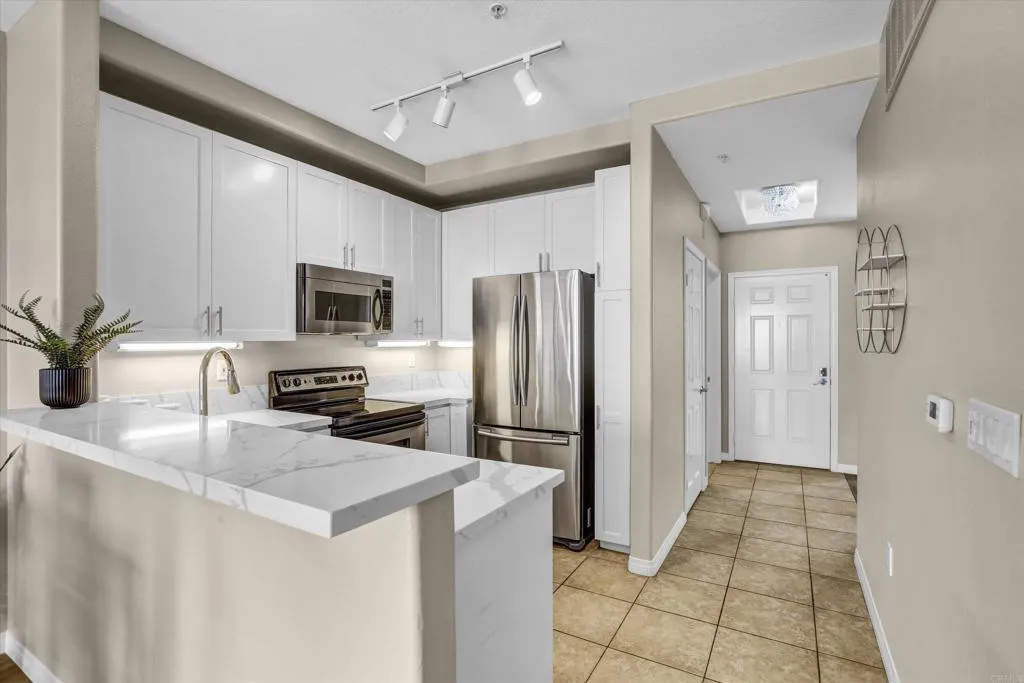https://cdn.realtyfeed.com/cdn/127/306728633/5558e05915107fcc174ae886e6153c76.webp