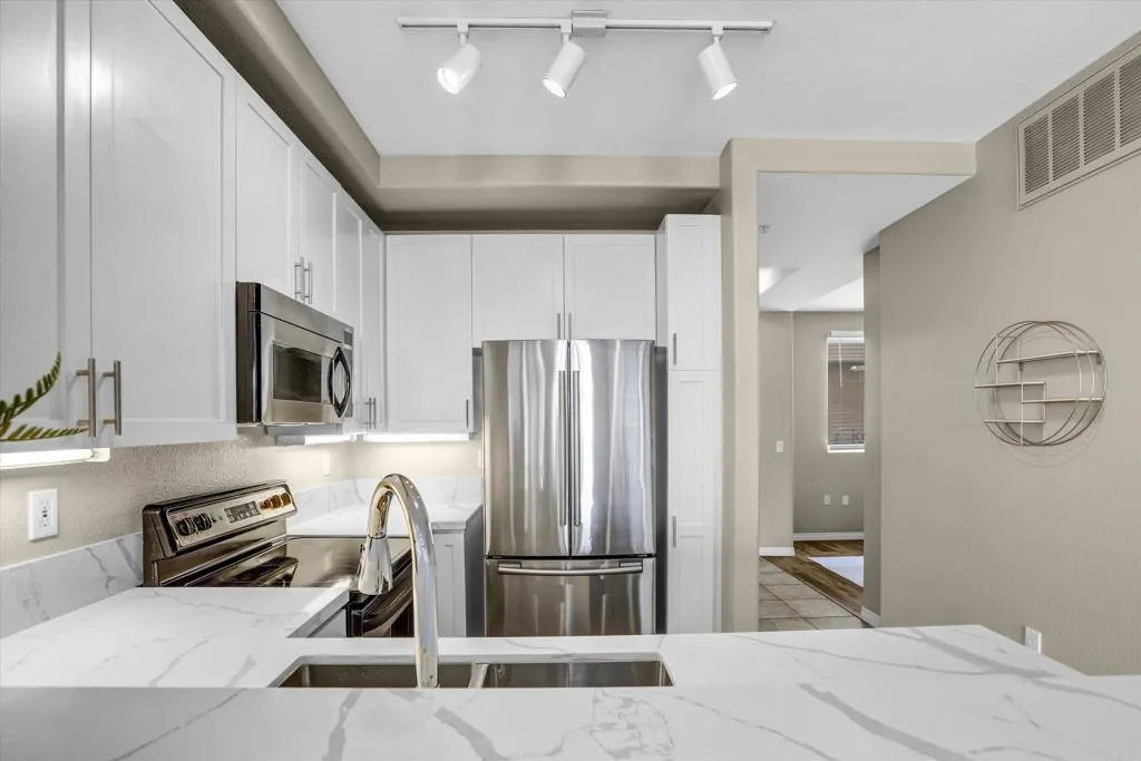 https://cdn.realtyfeed.com/cdn/127/306728633/7a1b4b8e3de6d0a558486c20d7603726.webp