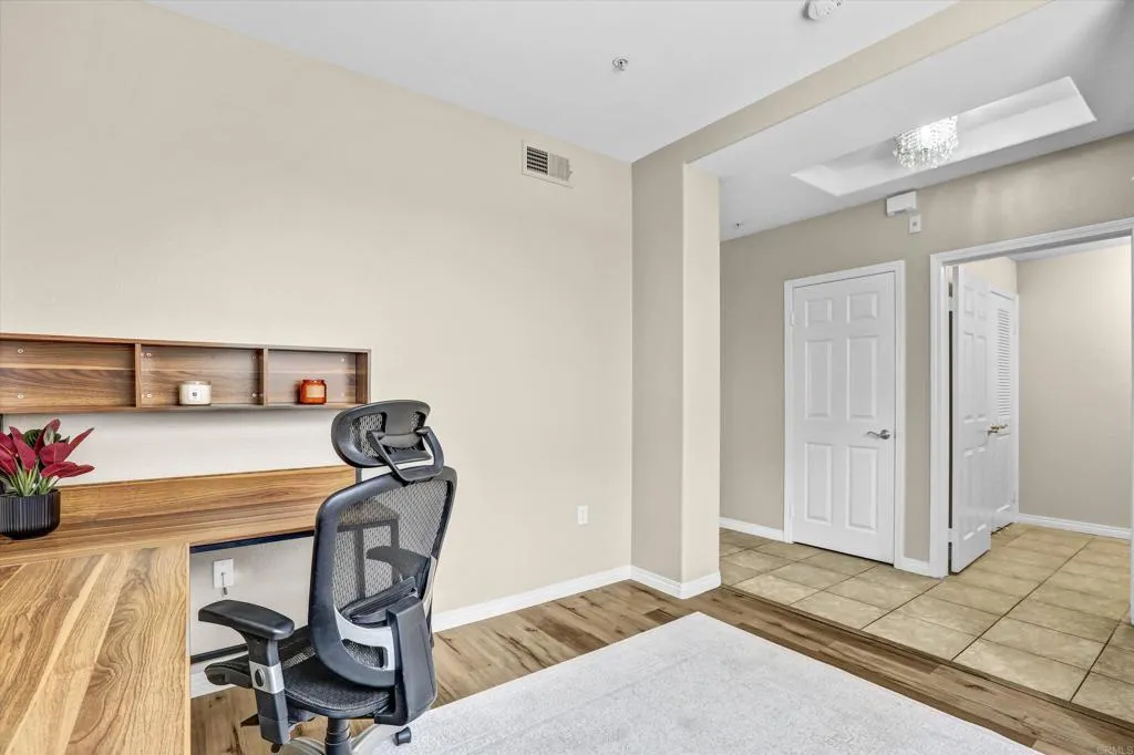 https://cdn.realtyfeed.com/cdn/127/306728633/a17da214e4f9c84a0a48f9c5d63a7c80.webp