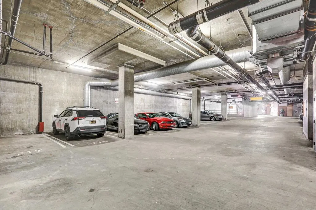 https://cdn.realtyfeed.com/cdn/127/306728633/f274e0a85a5d11dce41c289e53bc8539.webp