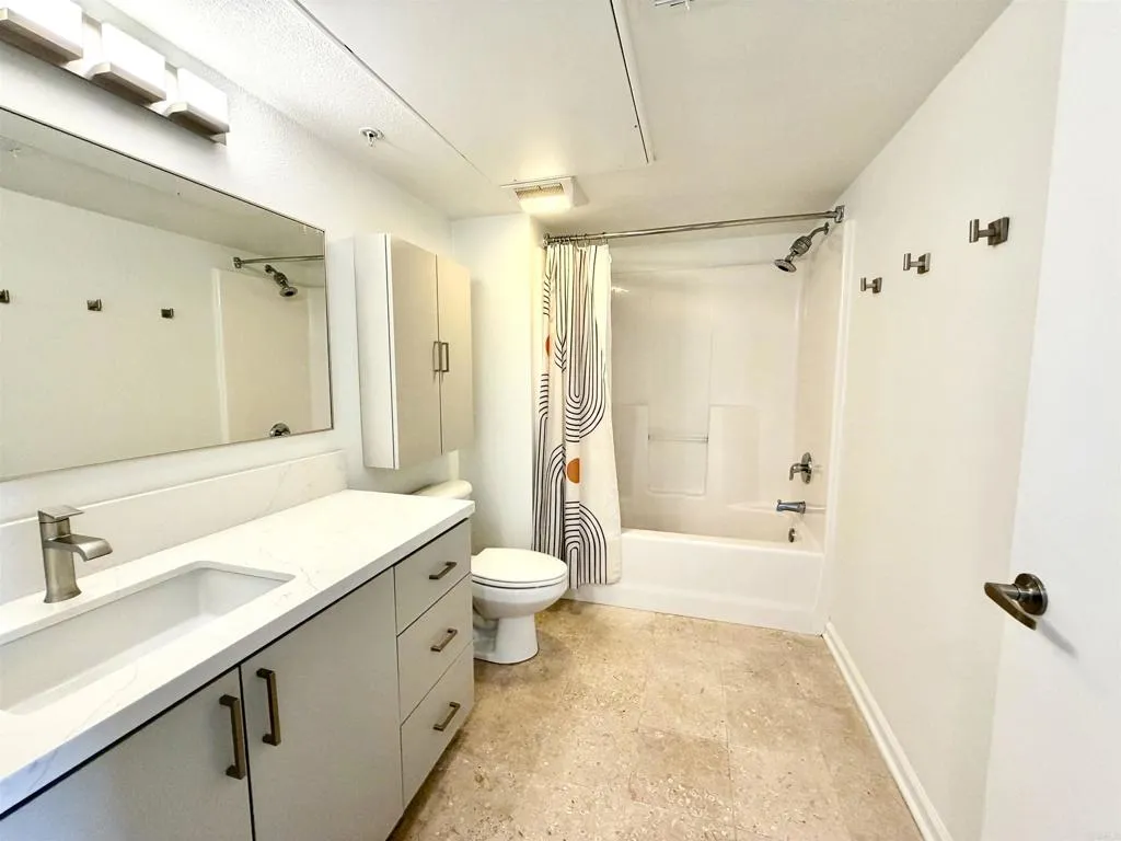 https://cdn.realtyfeed.com/cdn/127/306728687/77b2a8bf640cf57acc107d575f3c60c6.webp
