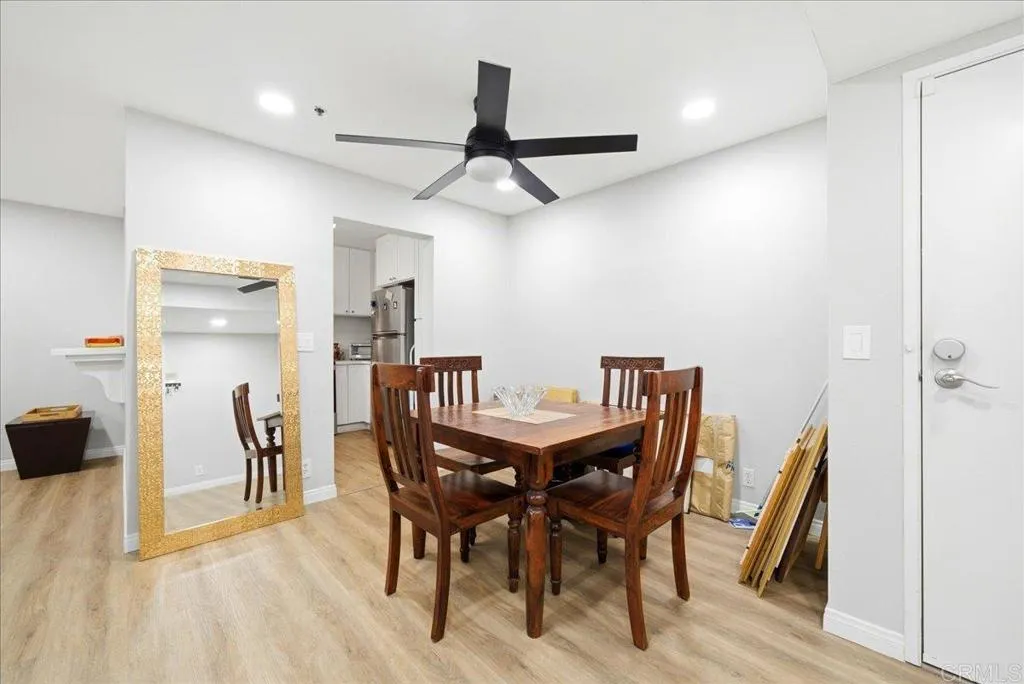 https://cdn.realtyfeed.com/cdn/127/306728695/8028f65bbe414b194196c38dc3b34a4f.webp