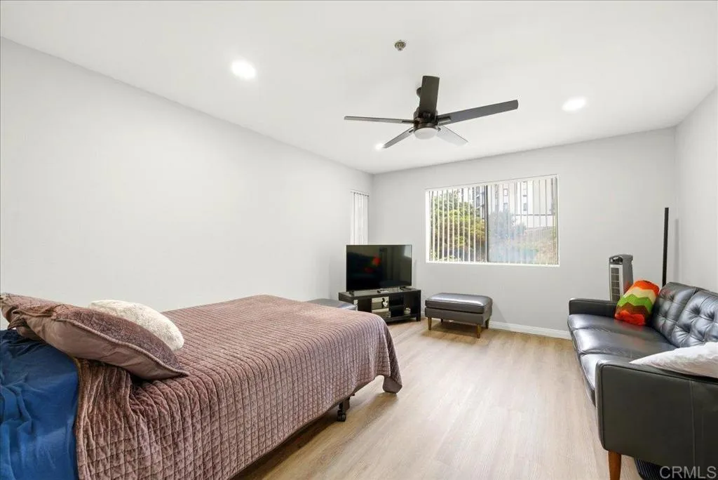 https://cdn.realtyfeed.com/cdn/127/306728695/86930c6d090614b589ed13409c70f590.webp