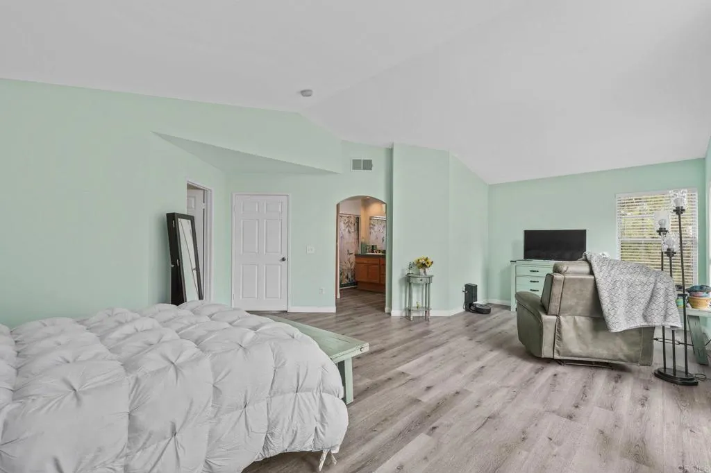 Photo #24: PTP2604046 Listing: Photo #24