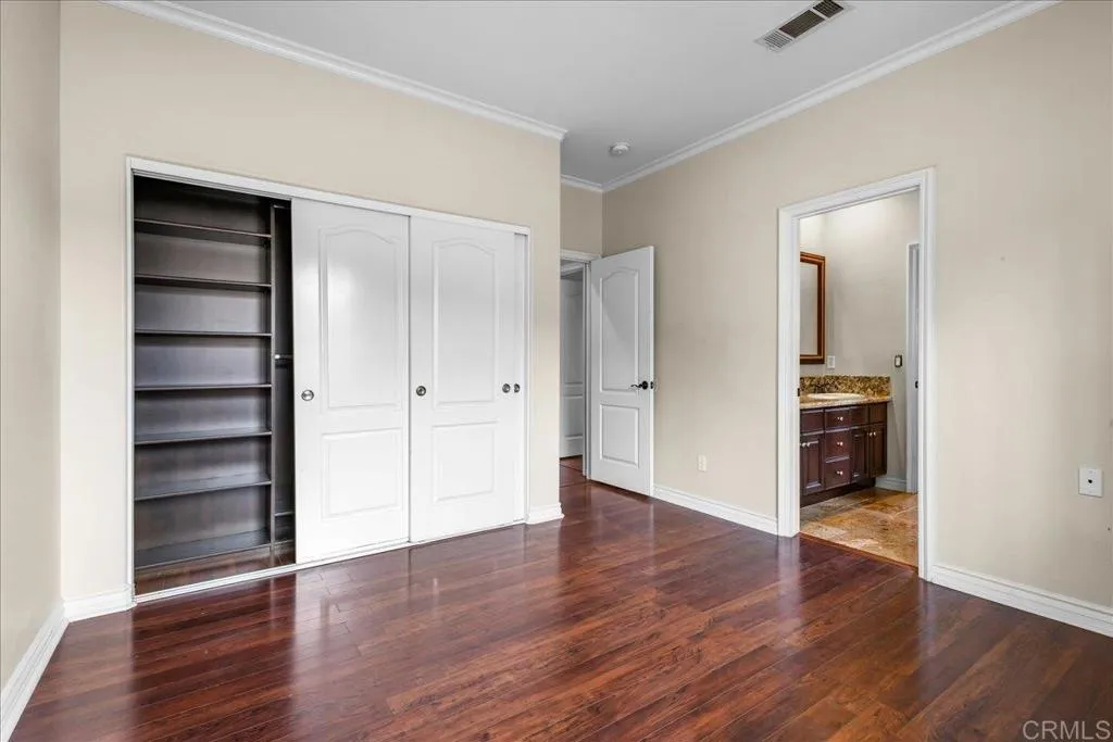 https://cdn.realtyfeed.com/cdn/127/306728705/3a90cd7ac6ebabe560699642d8f336e0.webp