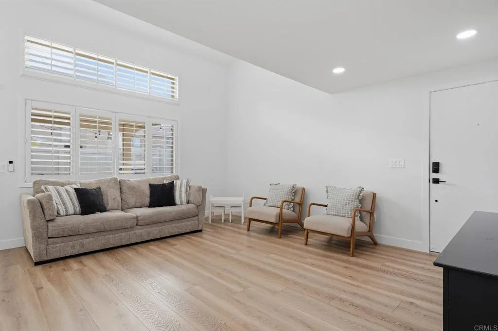 https://cdn.realtyfeed.com/cdn/127/306728708/0fc74e4a7bde8cfb5de7ccd0b584970c.webp