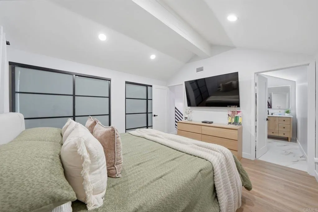 https://cdn.realtyfeed.com/cdn/127/306728708/8f4eacf8a5490aab0de9904100b2979b.webp