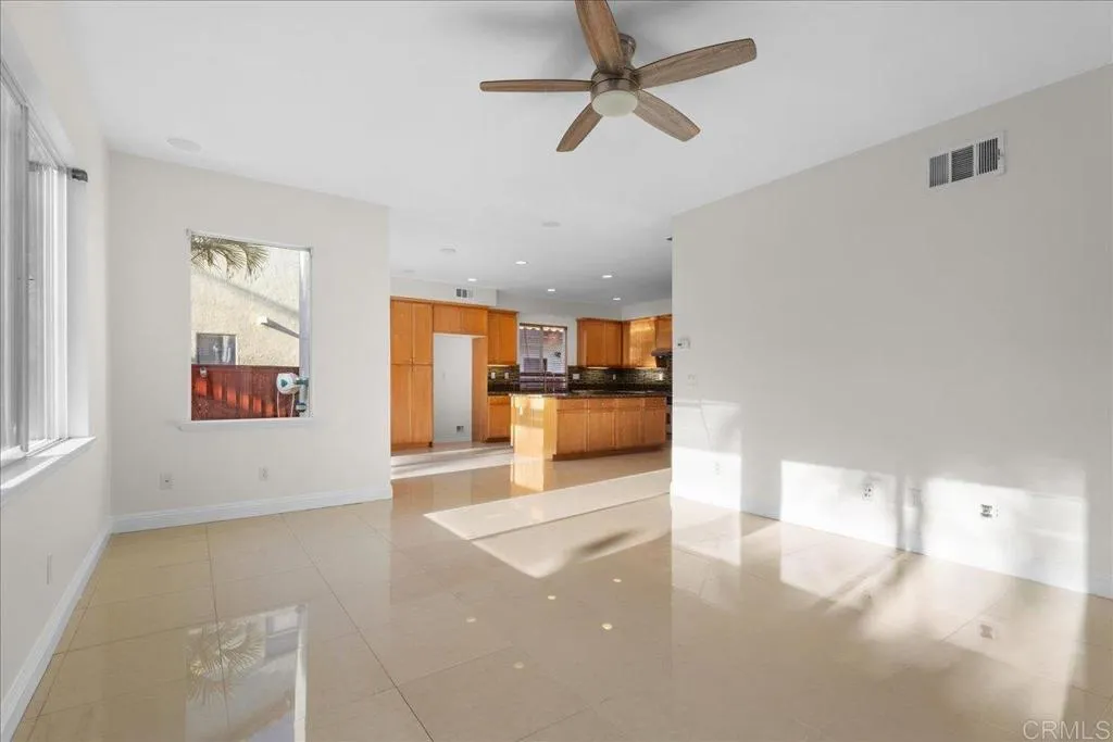https://cdn.realtyfeed.com/cdn/127/306728713/4fadd433543b7481aebf0f37b25f2851.webp