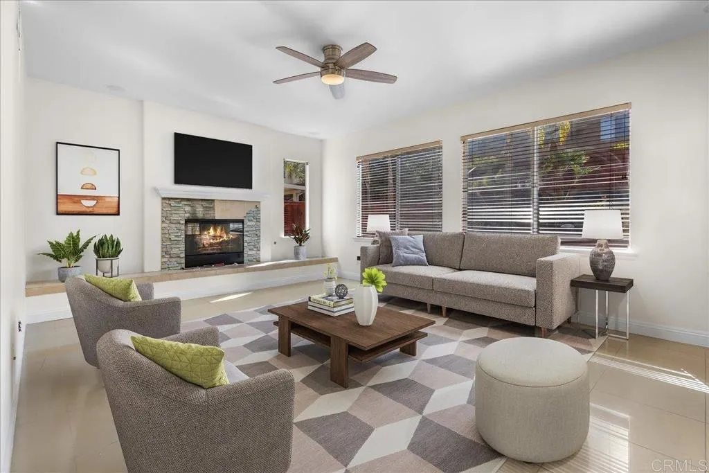 https://cdn.realtyfeed.com/cdn/127/306728713/8abdcc9cbaf04eaa2c49adf083a9d0d8.webp