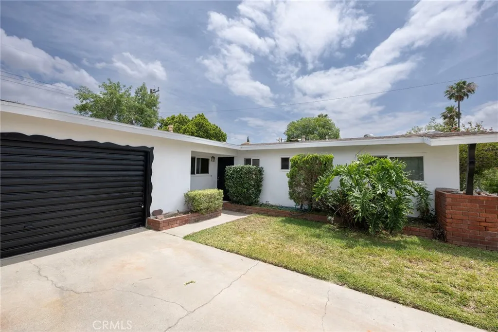 3657 Conejo Drive, San Bernardino, CA 92404 - Photo 2 of 27, San Bernardino, CA