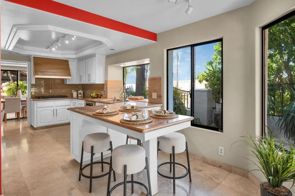 https://cdn.realtyfeed.com/cdn/127/306728721/6855af89fbb422ed0a854596ee7fb442.webp