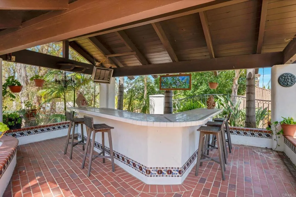 https://cdn.realtyfeed.com/cdn/127/306728721/799538e22d4d60b4fe48fcd8334c1d9d.webp