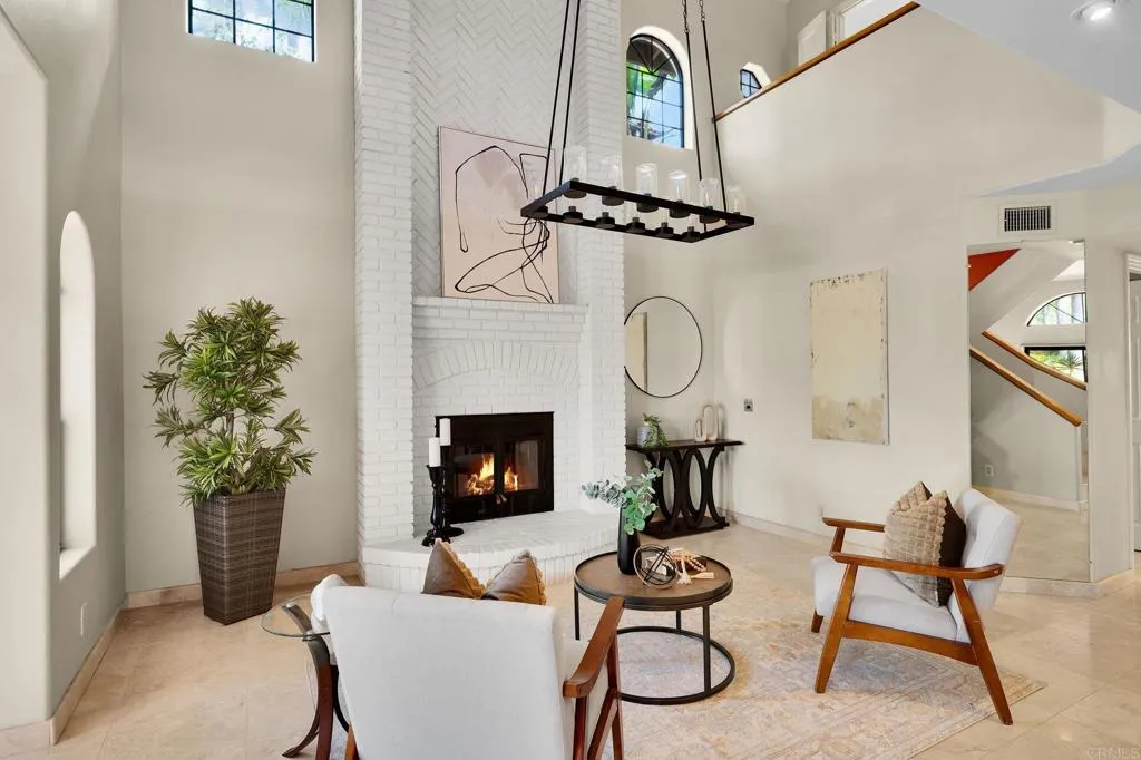 https://cdn.realtyfeed.com/cdn/127/306728721/c4bec68927125162e57ea80c6bdb04b3.webp