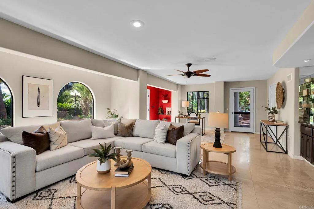https://cdn.realtyfeed.com/cdn/127/306728721/d2ec77e7757c9793a70446f60cca7b76.webp
