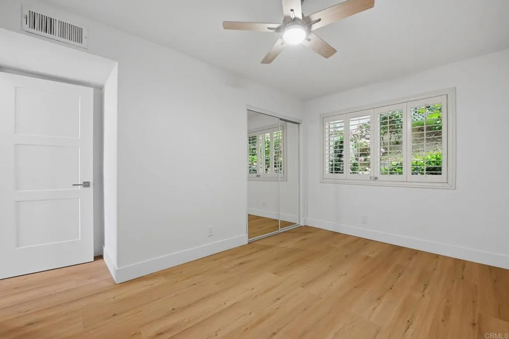 https://cdn.realtyfeed.com/cdn/127/306728724/8df9185401f2e2dba44c99796c278763.webp