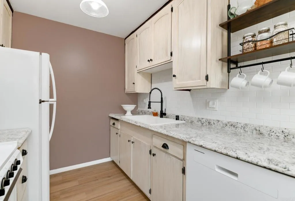 Photo #13: PTP2604048 Listing: Photo #13