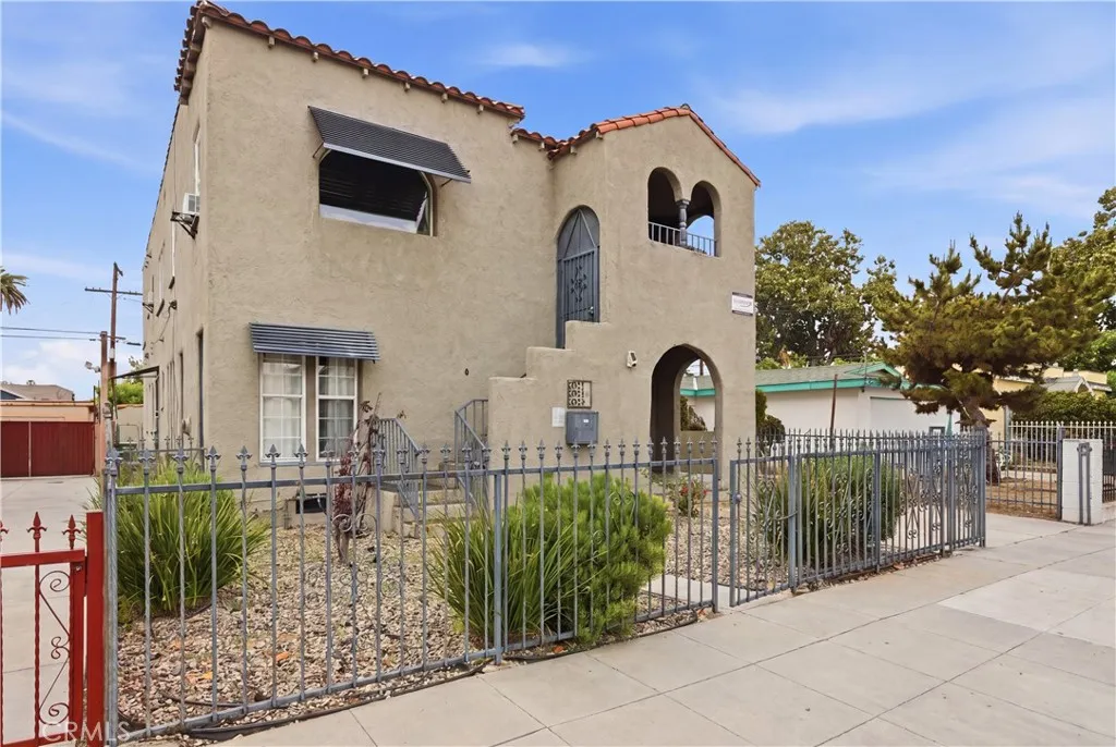2911 S Palm Grove Avenue, Los Angeles, CA 90016 - Photo 3 of 31, Los Angeles, CA