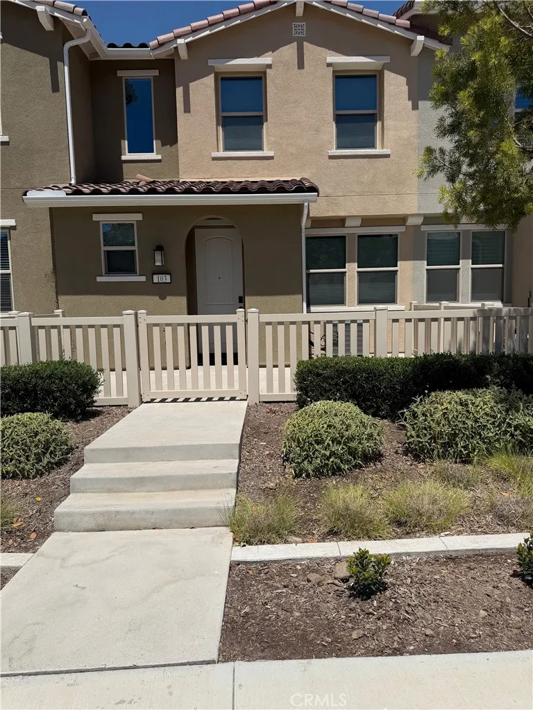 Corona, CA 92883
