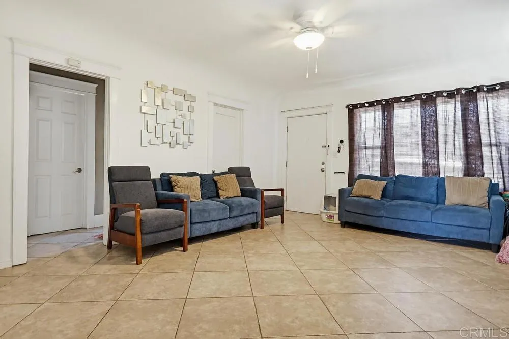 https://cdn.realtyfeed.com/cdn/127/306728760/04d303466542eb6183985823c9874154.webp
