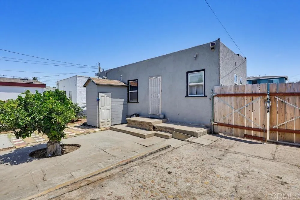 https://cdn.realtyfeed.com/cdn/127/306728760/27db72a91039c9870bd0ba570f64c465.webp