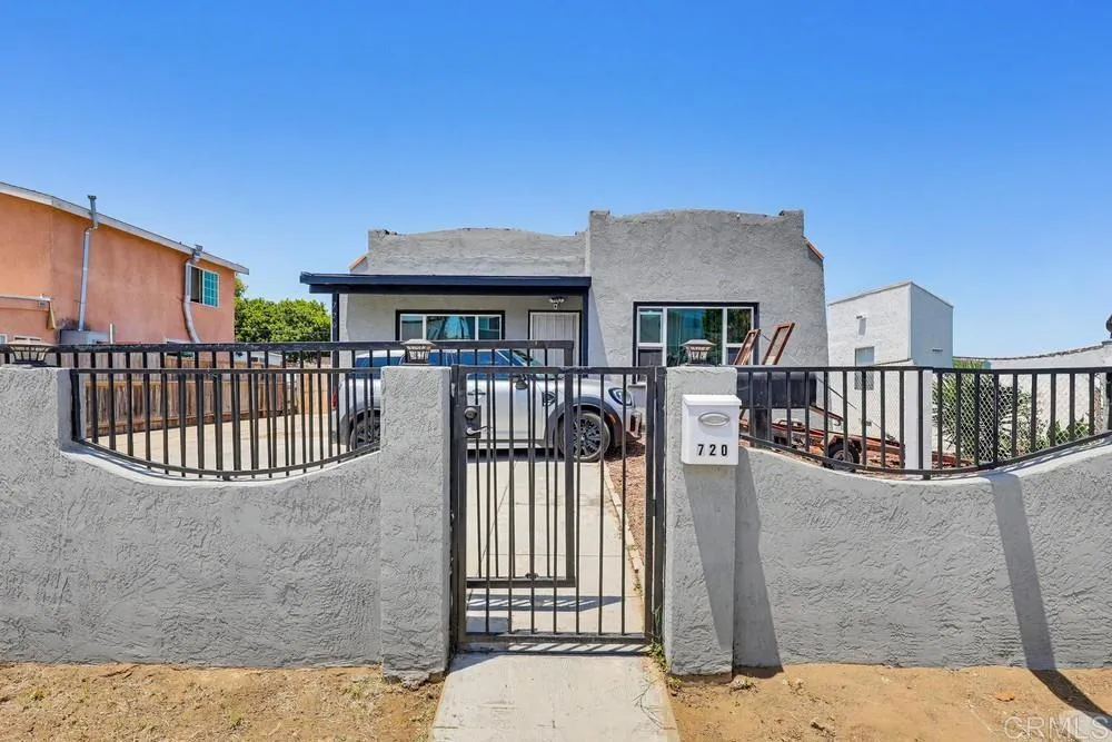 https://cdn.realtyfeed.com/cdn/127/306728760/aa38350836d2395b0bca32dc95bfd0d9.webp