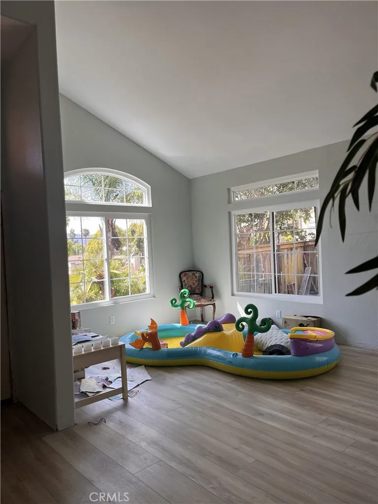 https://cdn.realtyfeed.com/cdn/127/306728773/1b3f431ae8efb816a2453f904ea6cc4d.webp