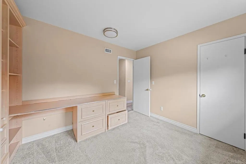 https://cdn.realtyfeed.com/cdn/127/306728789/fef1b4bffa27ac1994767266dfe96504.webp