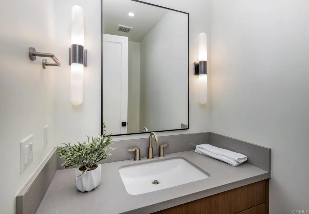 https://cdn.realtyfeed.com/cdn/127/306728797/3c6b8f4567024404366d6f1405da44f0.webp