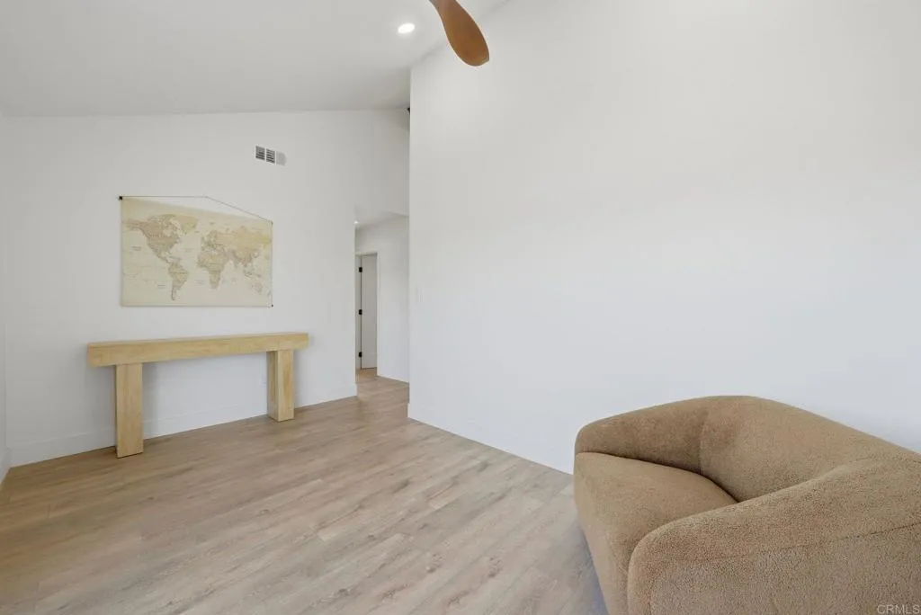 https://cdn.realtyfeed.com/cdn/127/306728804/3f91370e7ee109d8b9ba6fbdc649b256.webp