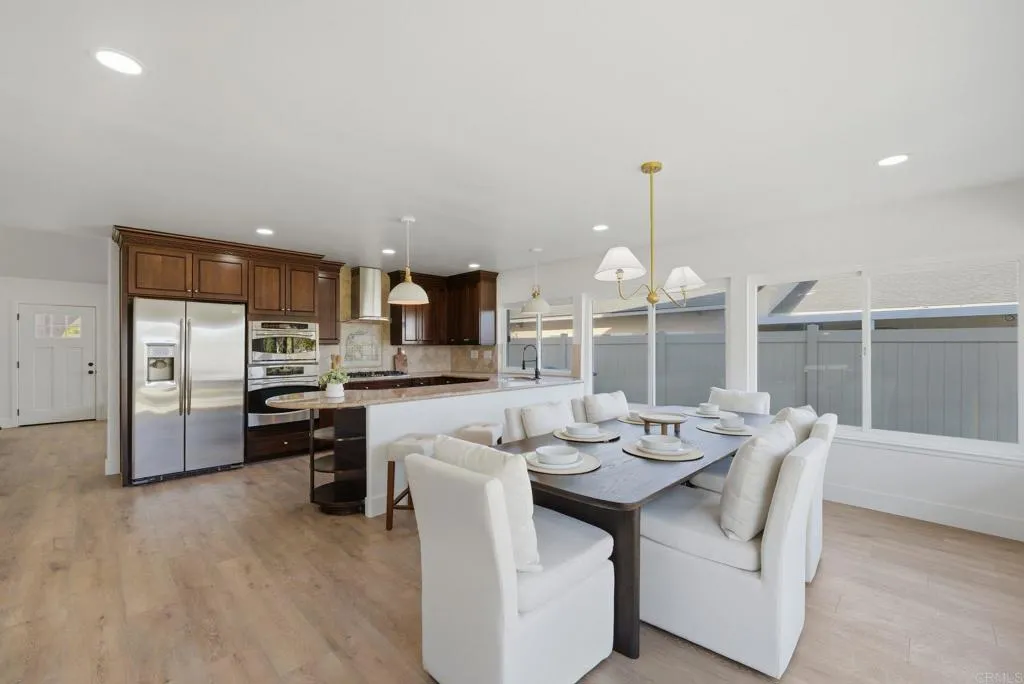 https://cdn.realtyfeed.com/cdn/127/306728804/49e56861240593026d682e3b45ef25da.webp