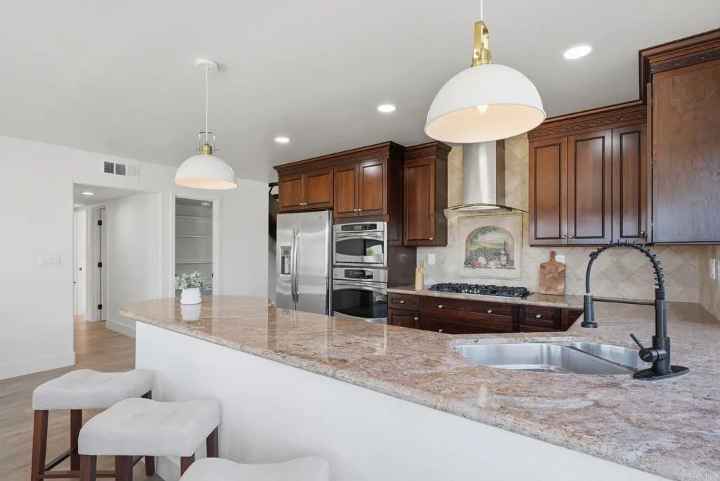 https://cdn.realtyfeed.com/cdn/127/306728804/6c6552483c515306d53676e4f2c641c2.webp