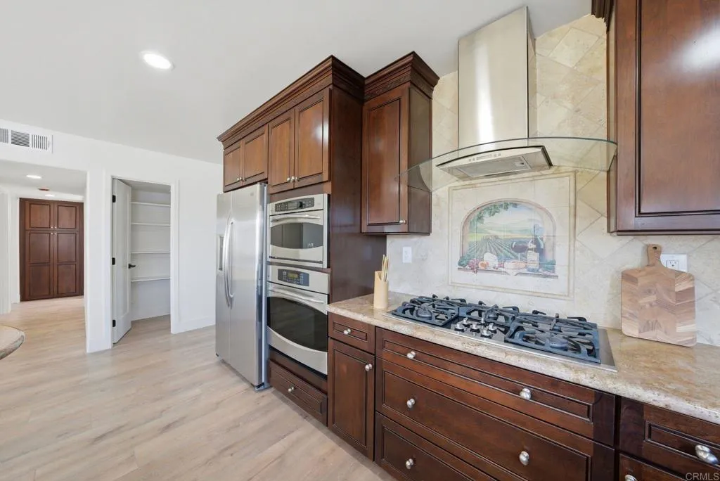 https://cdn.realtyfeed.com/cdn/127/306728804/e8ddee0e52d9710494584dc4782bc141.webp