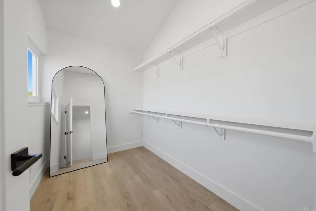 https://cdn.realtyfeed.com/cdn/127/306728804/f89977e3f18884a8a4c4c5aefbc7fad3.webp