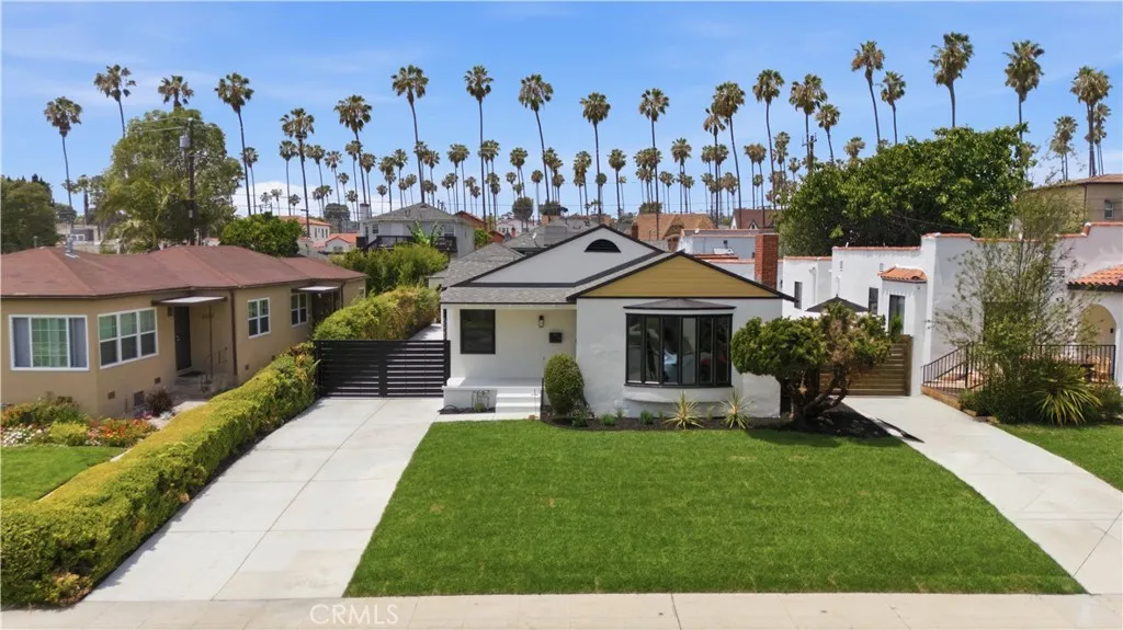 Los Angeles, CA 90043