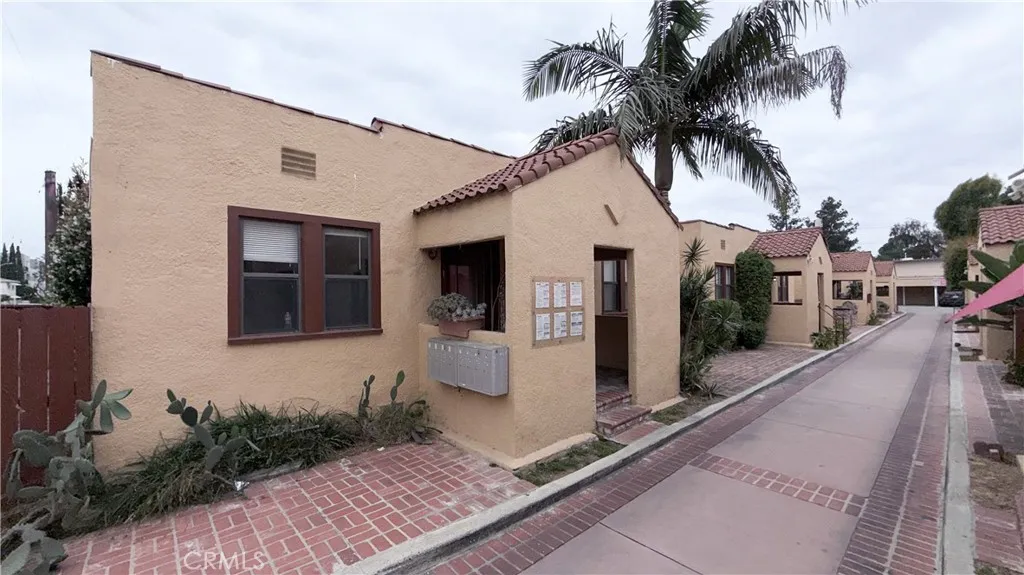 North Hollywood, CA 91601