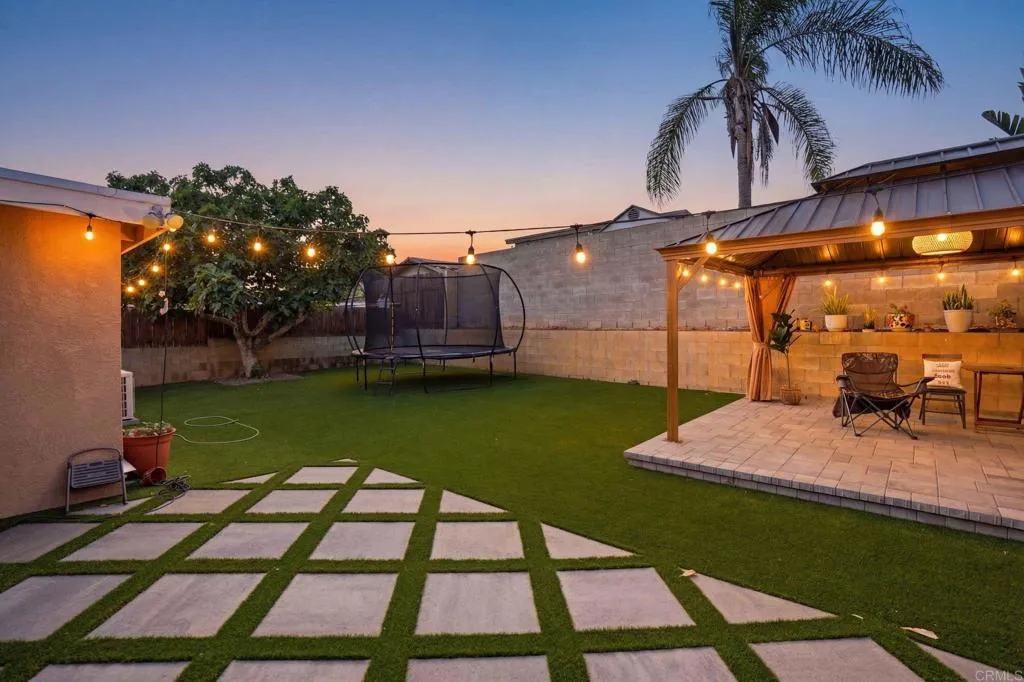 https://cdn.realtyfeed.com/cdn/127/306728966/4ea8435887e4da3fdb8d0a7d81aee0e0.webp