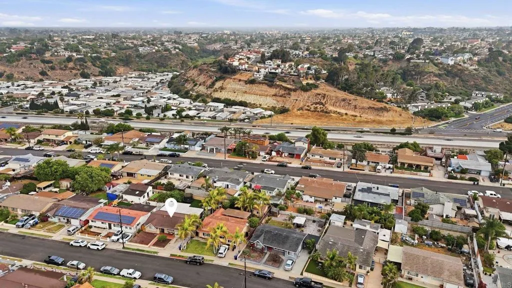 https://cdn.realtyfeed.com/cdn/127/306728966/5dd9b9c7b41594874e8bff9e164f5bda.webp
