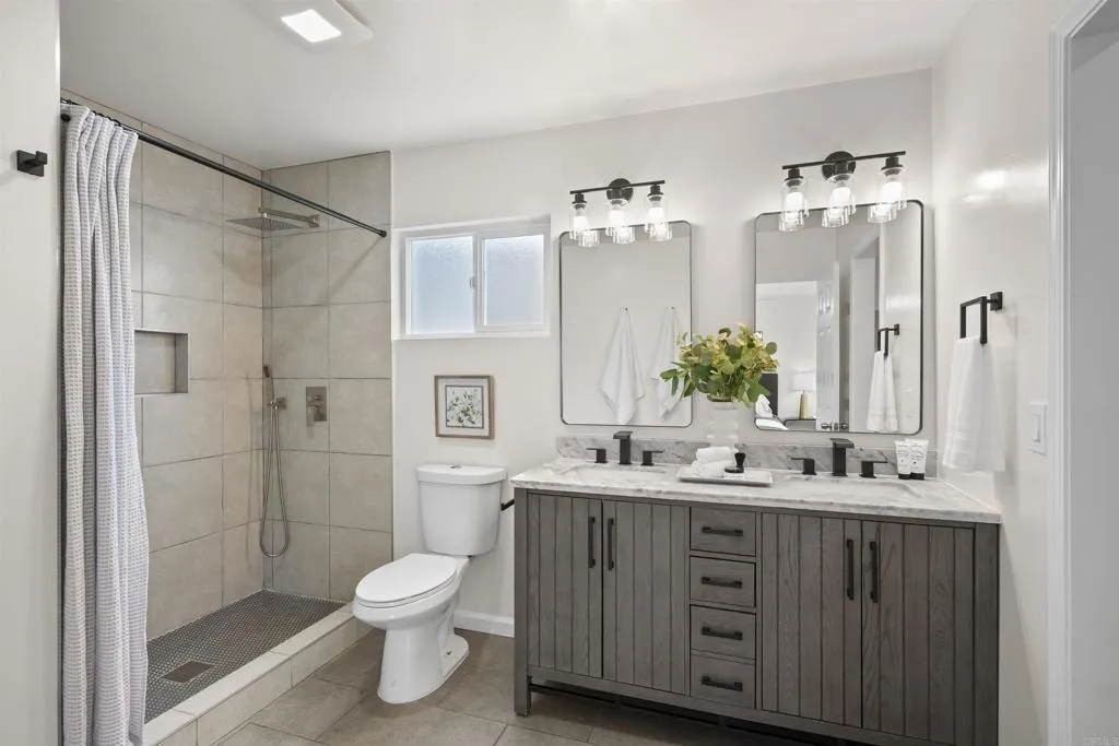 https://cdn.realtyfeed.com/cdn/127/306728977/a6f2056fe008ccb9a2341cafc84e9319.webp