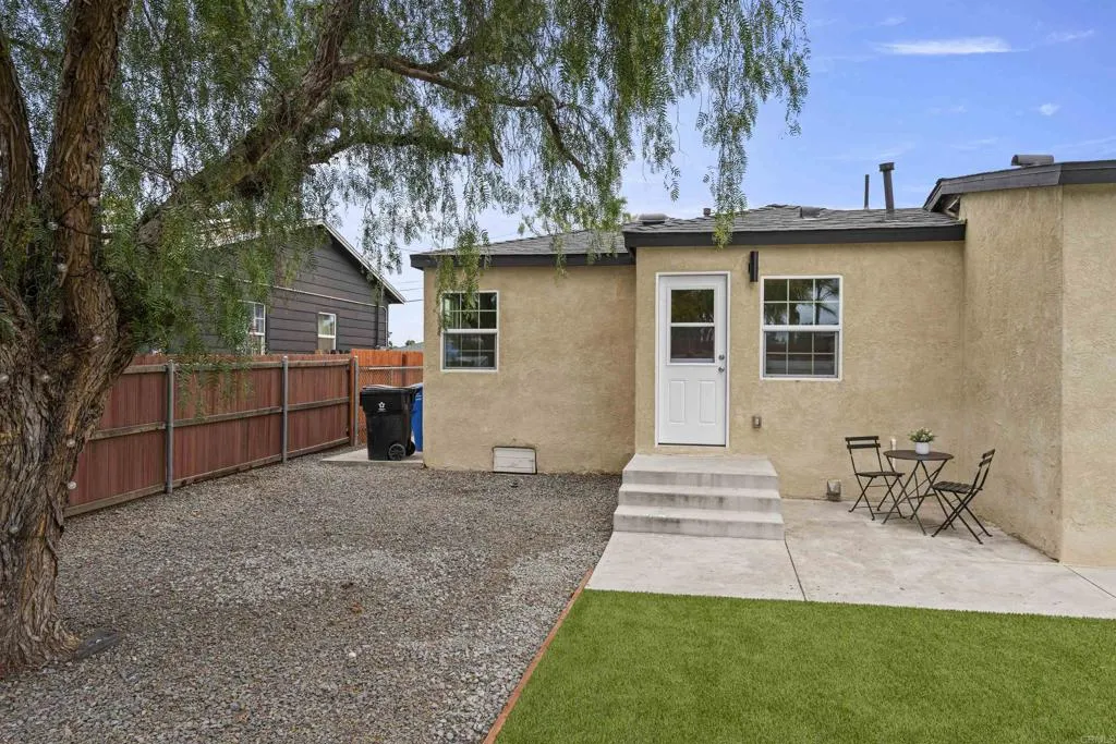 https://cdn.realtyfeed.com/cdn/127/306728977/d1402c6046684224cc0635cf805b1e51.webp