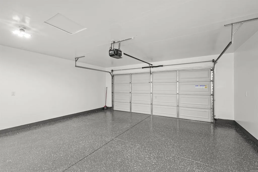 https://cdn.realtyfeed.com/cdn/127/306728977/ed0ed31fa34244e5ae809d28443a37f6.webp