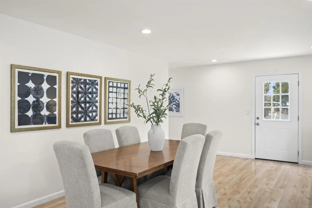 https://cdn.realtyfeed.com/cdn/127/306728977/f40ebe457d9ad2626b9e8ea5f4e606be.webp