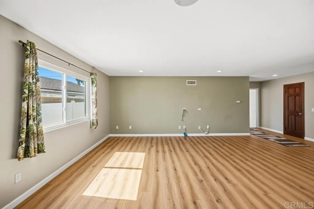 https://cdn.realtyfeed.com/cdn/127/306728986/026a72e449ce0893f52d8dc45141587d.webp