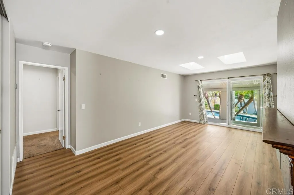https://cdn.realtyfeed.com/cdn/127/306728986/16847a9085068eeae9db6eb05494973a.webp