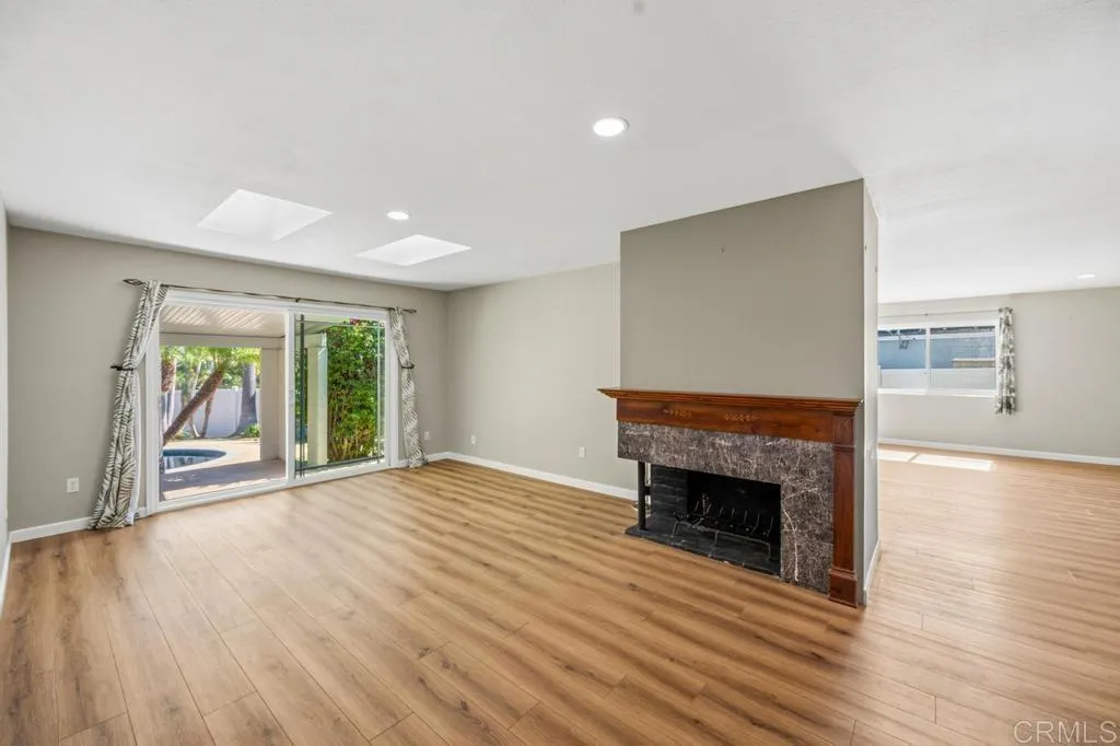 https://cdn.realtyfeed.com/cdn/127/306728986/3f949fb41d2d0088ddbaa87dea3117bf.webp