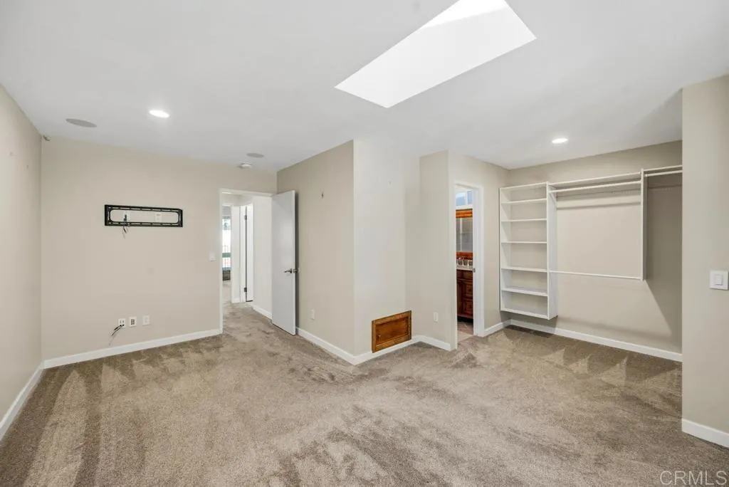 https://cdn.realtyfeed.com/cdn/127/306728986/7da37bdd88e5112af7ea36d9eeb39b94.webp