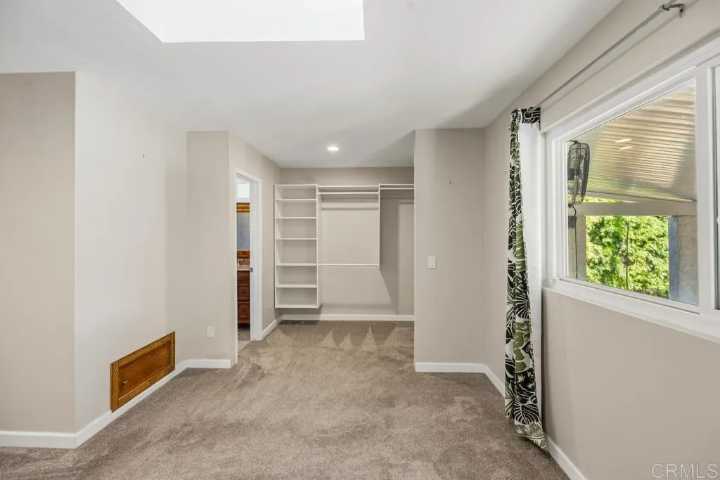https://cdn.realtyfeed.com/cdn/127/306728986/944af2acf5216486d9f116d83c880004.webp