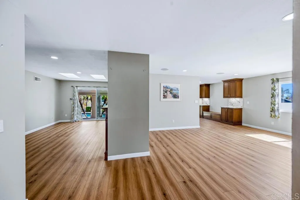 https://cdn.realtyfeed.com/cdn/127/306728986/a6be86a8002ce1079d5464de3d4b1d22.webp