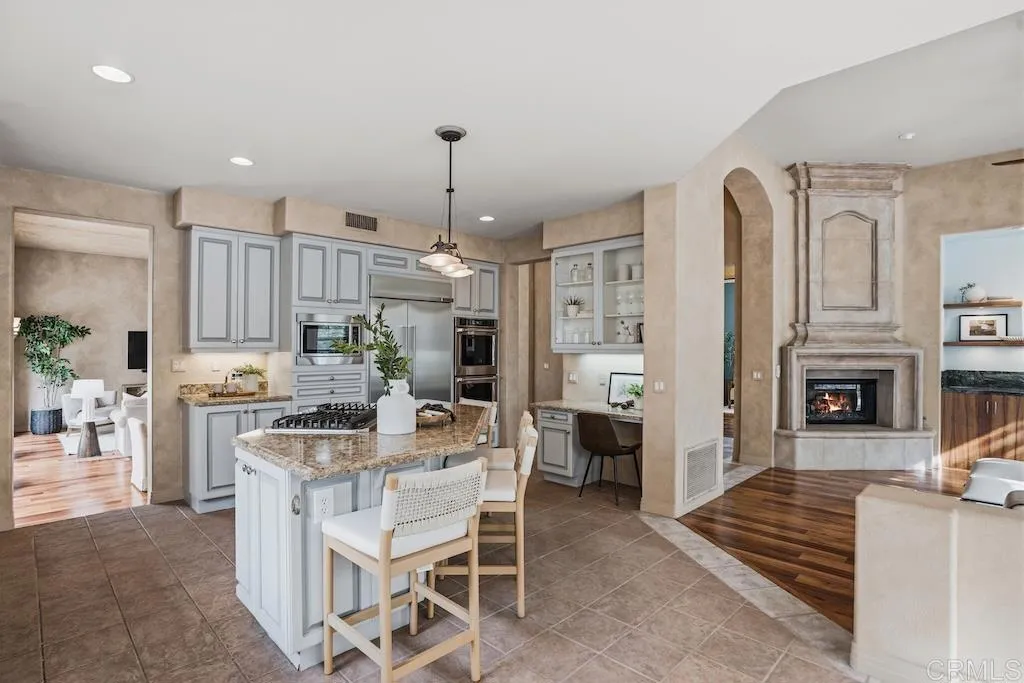 https://cdn.realtyfeed.com/cdn/127/306728997/29f459cad53a1789cc988f00ad824b92.webp